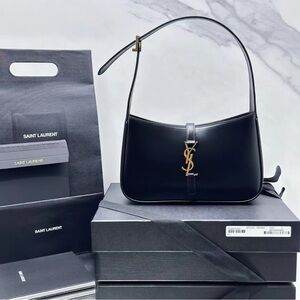 SAINT LAURENT YSL Le 5 a 7 Hobo Bag